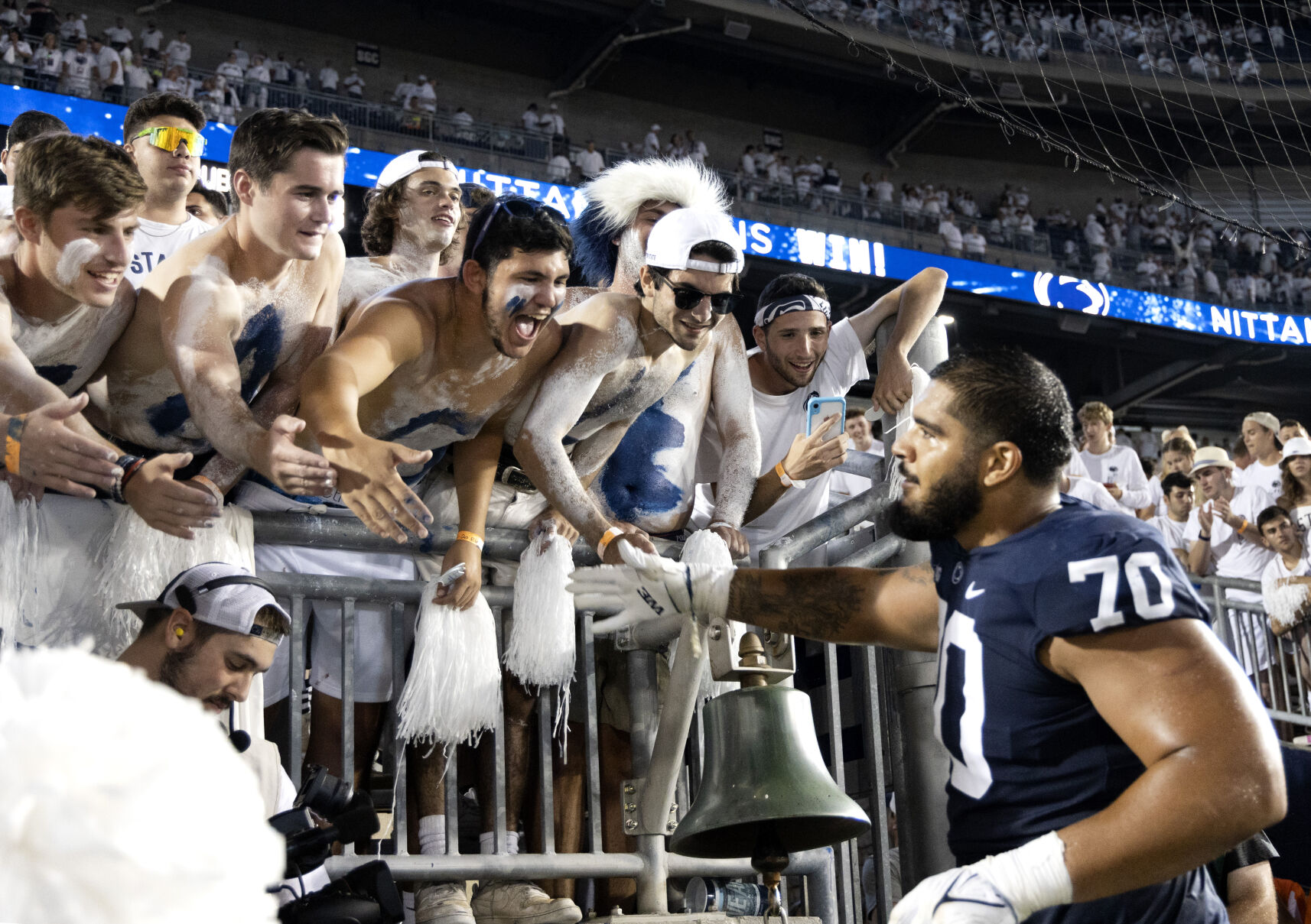 Penn State football vs. Auburn, Scruggs (70) & student section